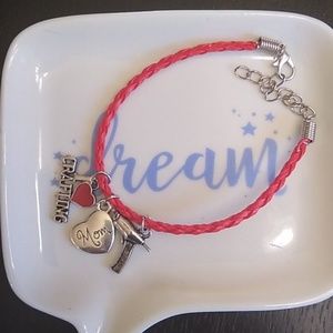 MOM I ❤️ Crafting braided leather bracelet